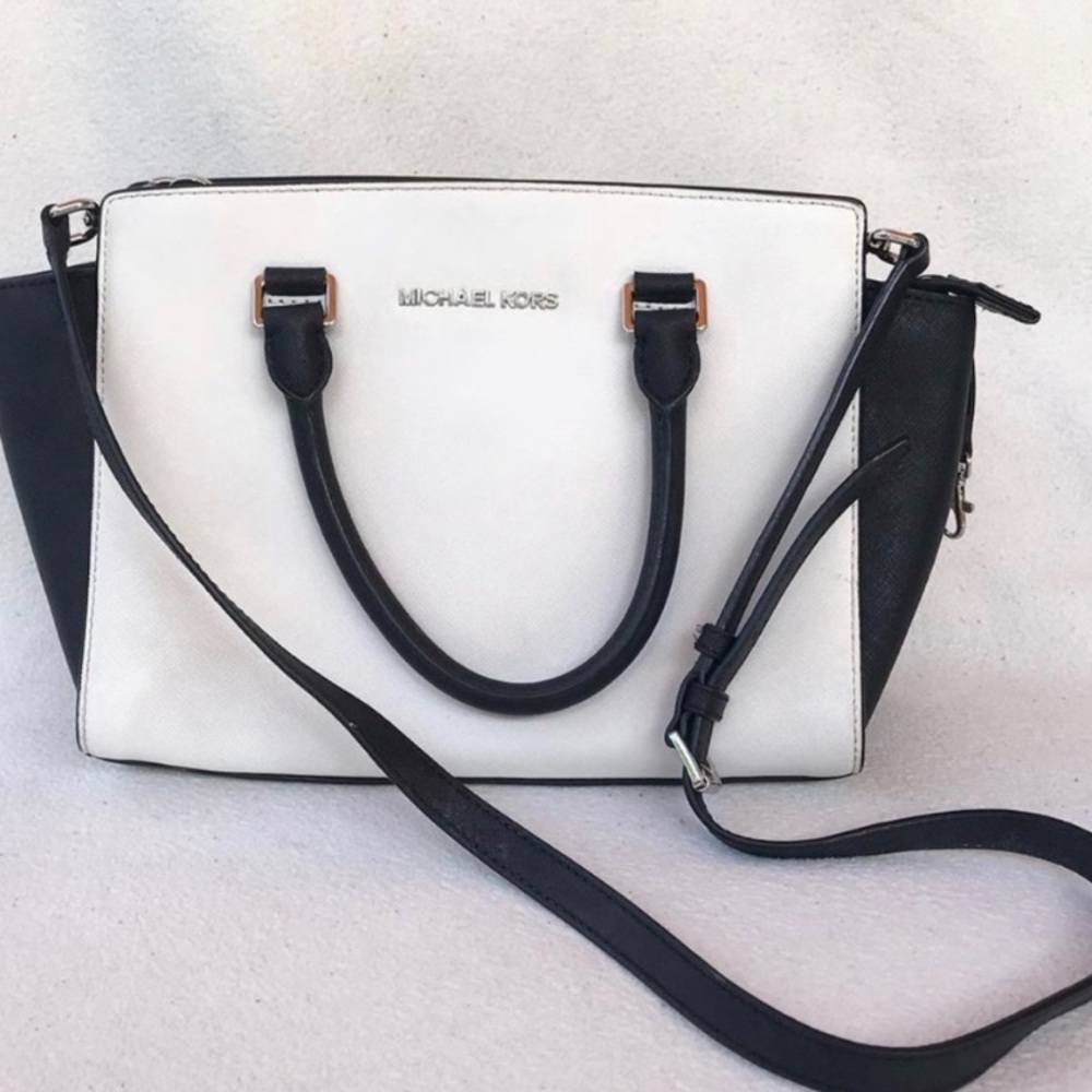 Michael Kors Selma Bag